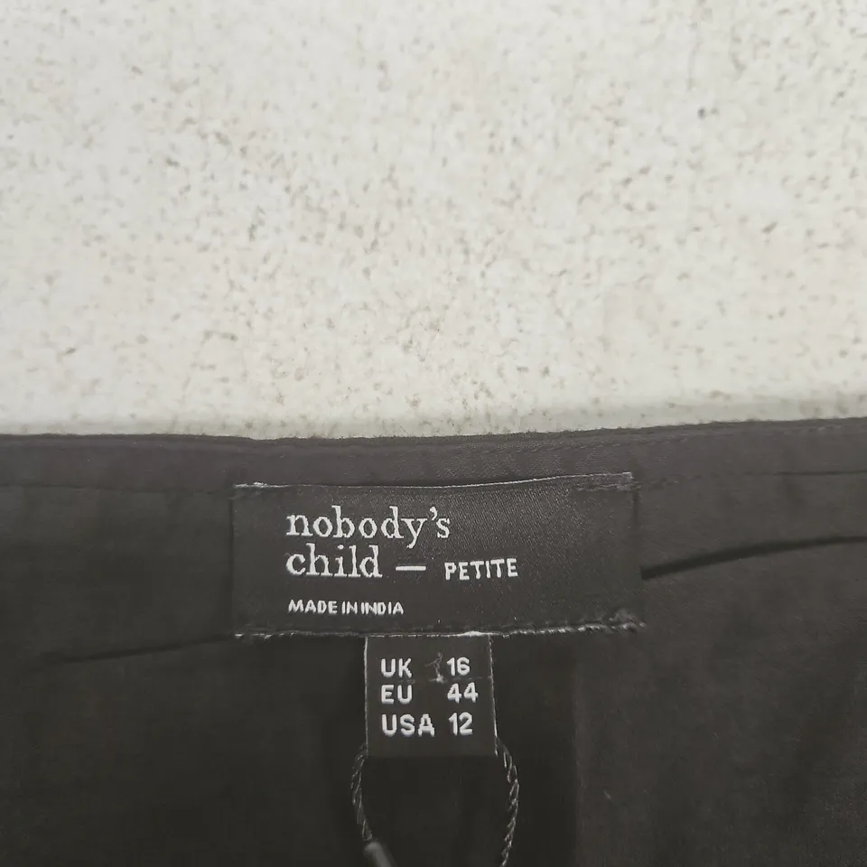 NOBODY'S CHILD PETITE BLACK CORA JUMPSUIT – UK16 (EU44, US12)