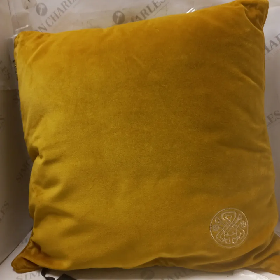 BIBA VELVET CUSHION 