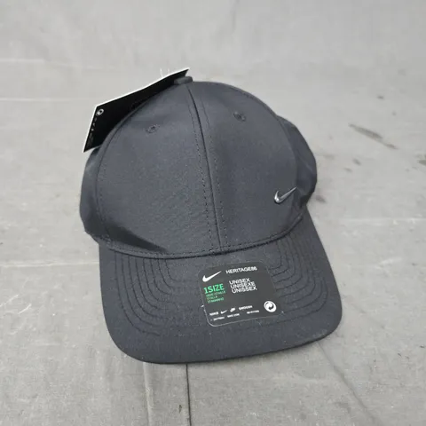 NIKE HERITAGE86 BASEBALL CAP – BLACK, ONE SIZE, UNISEX