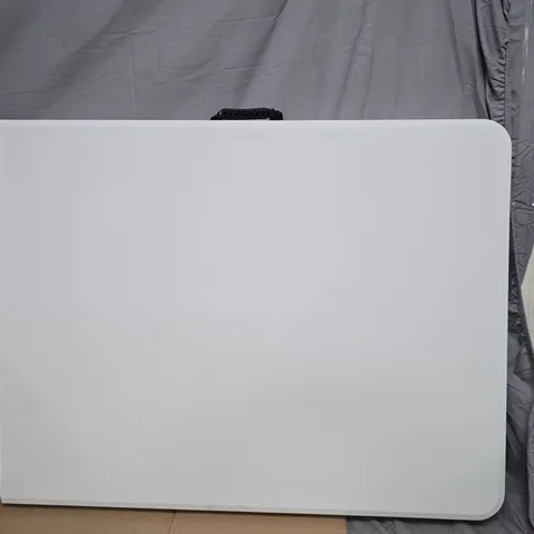 OYPLA GARDEN FOLDING TABLE