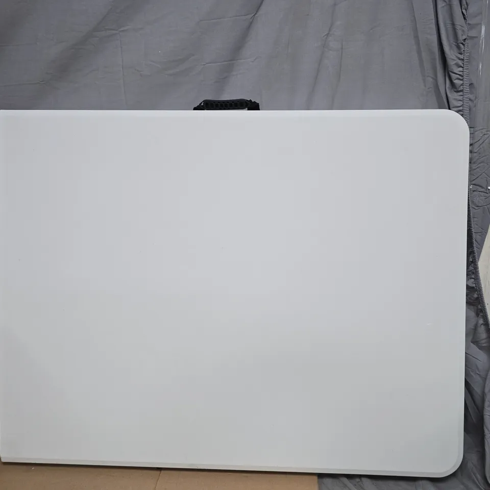 OYPLA GARDEN FOLDING TABLE