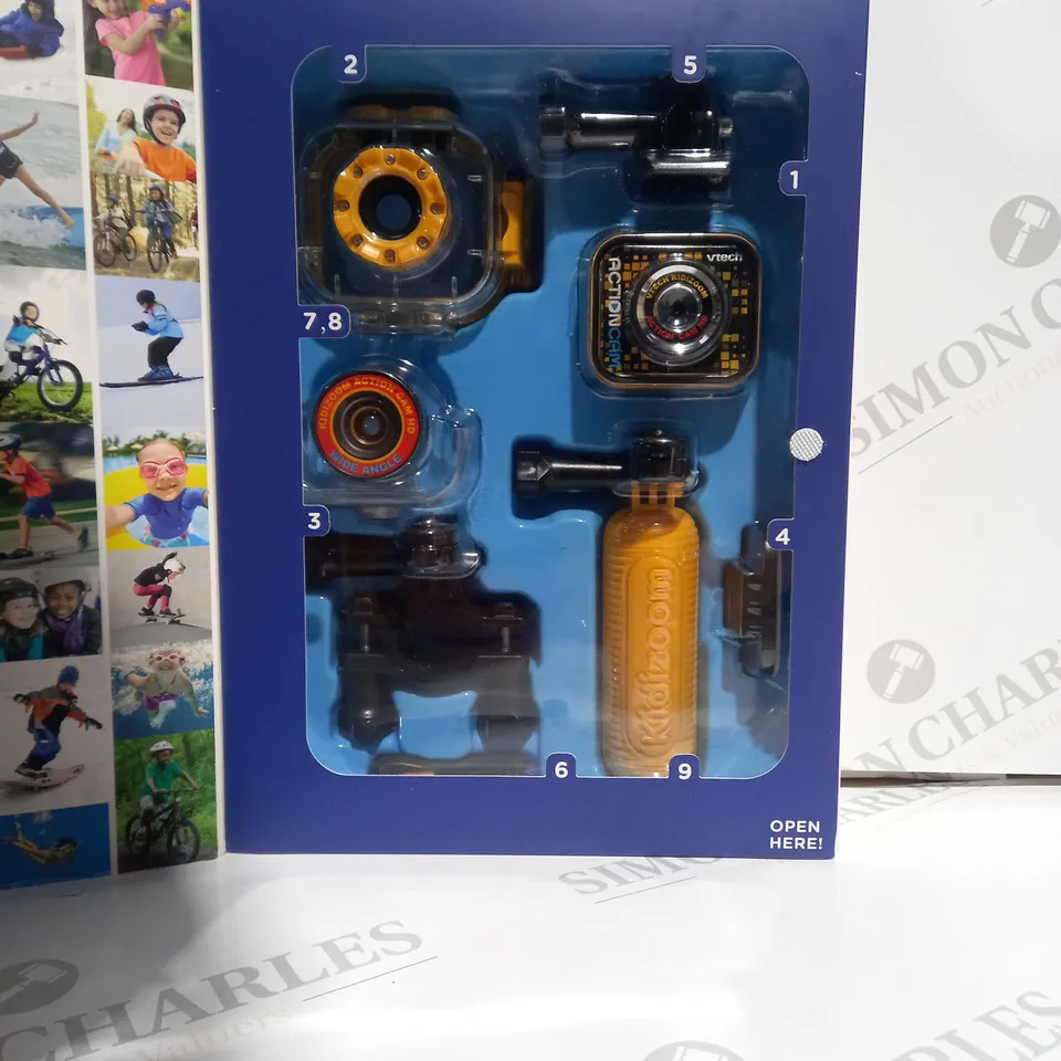 BOXED VTECH KIDIZOOM ACTIONCAM WITH HD VIDEO SUPPORT , COLOUR LCD SCREEN , 2.5 HOURS OF RECORDING TIME