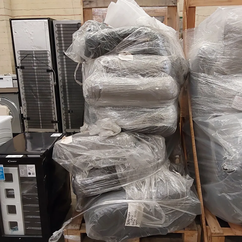 PALLET OF ASSORTED SOFA PARTS AND CUSHIONS 