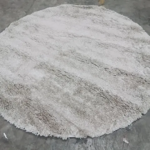 QUALITY DESIGNER AREA RUG - APPROXIMATELY 180X180CM