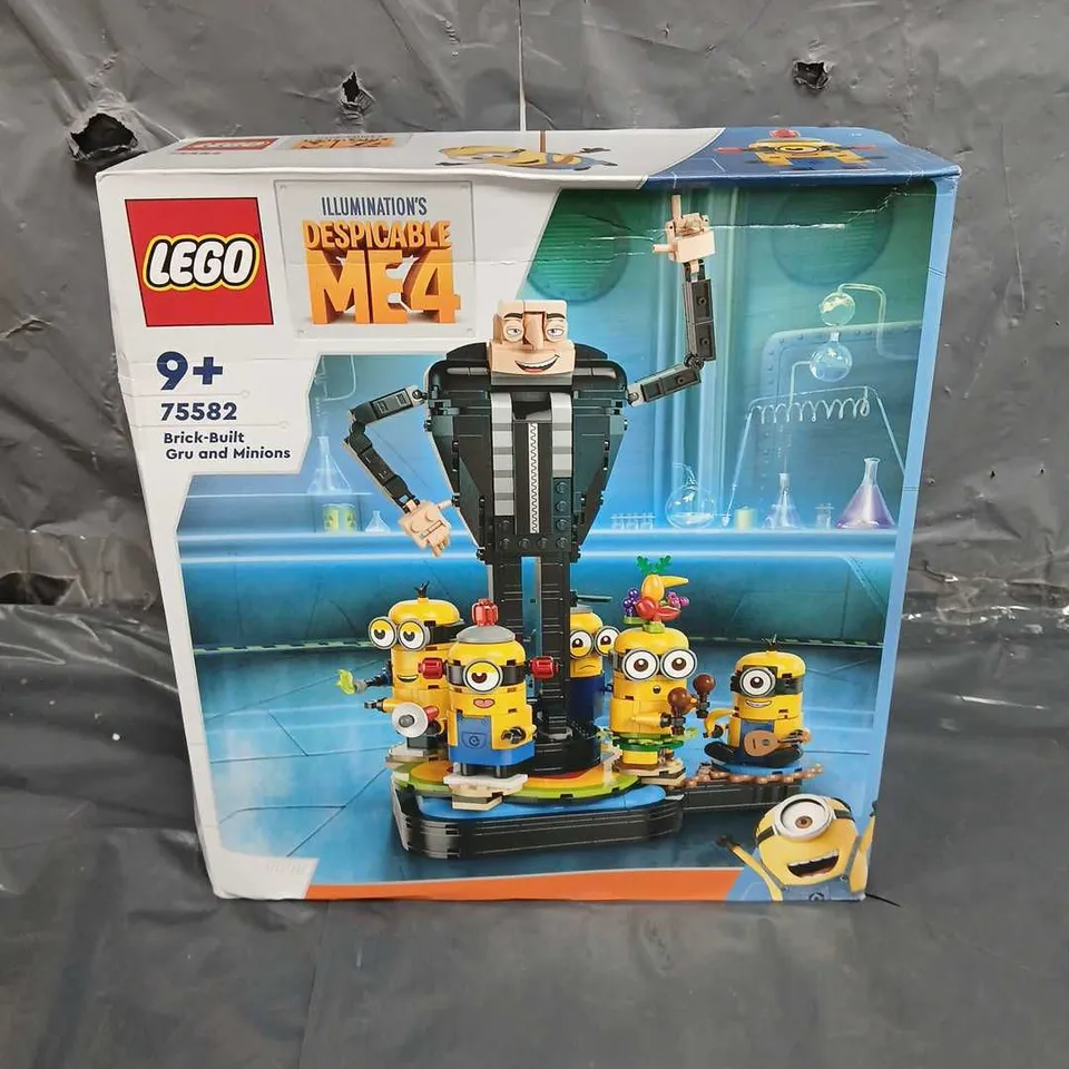 BOXED LEGO DESPICABLE ME 4 BRICK-BUILT GRU AND MINIONS SET