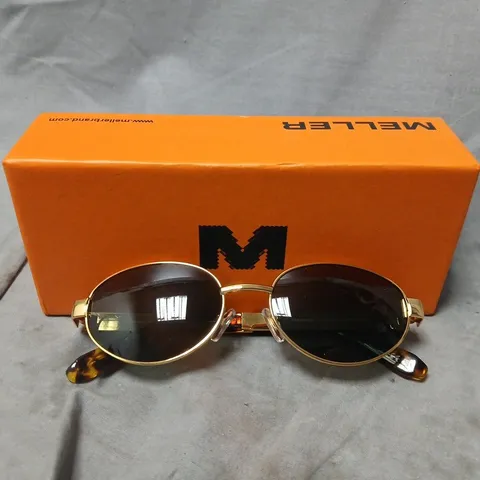 BOXED MELLER GOLD-TONE ROUND SUNGLASSES WITH GREEN LENSES