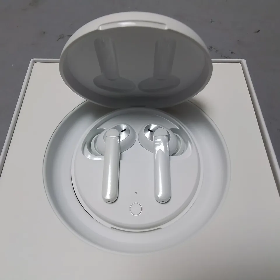 BOXED OPPO ENCO W31 TRUE WIRELESS HEADPHONES