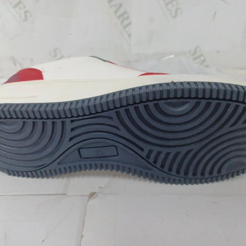 PAIR OF ALDIMANIA LIMITED EDITION 6.0 TRAINERS IN WHITE - SIZE 4