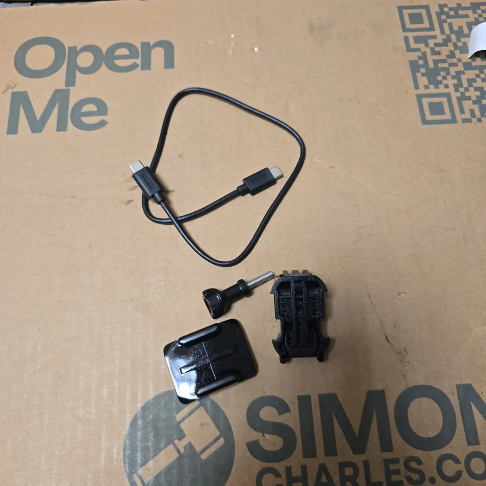 GOPRO HERO ACTION CAMERA WITH MOUNTING ACCESSORIES & USB-C CABLE