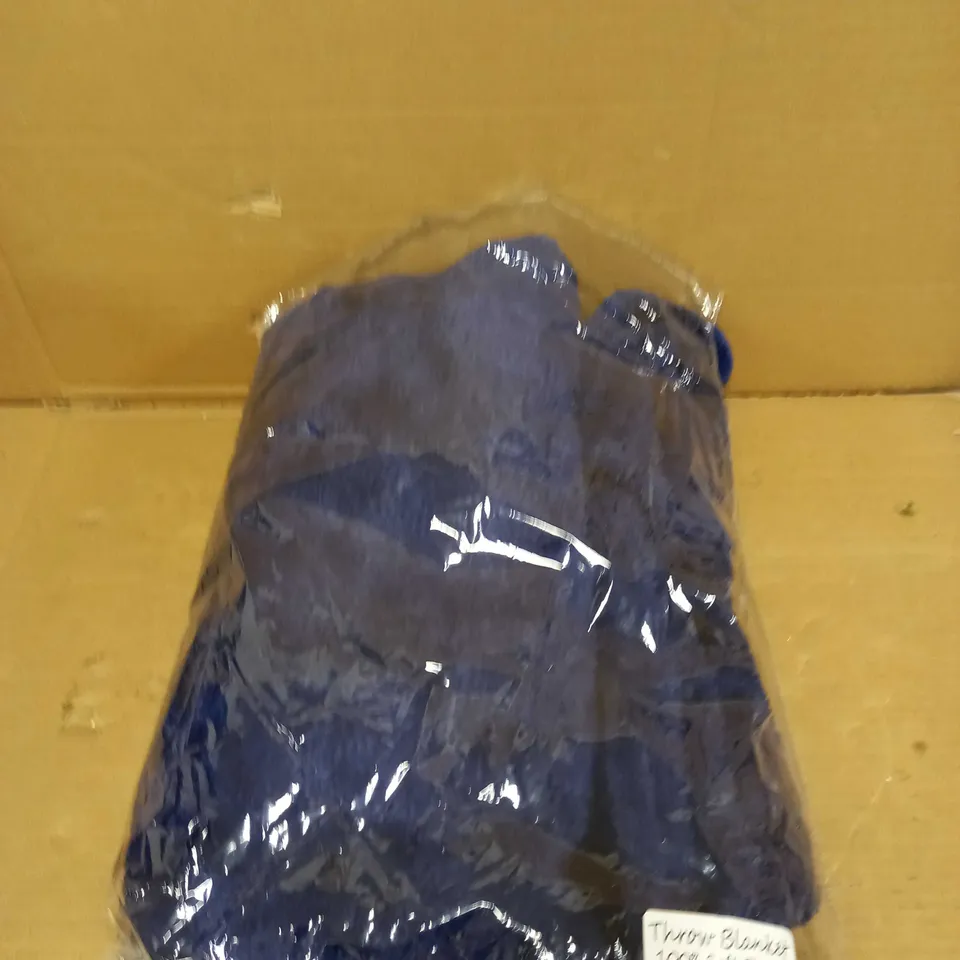 DESIGNER STYLE THROW BLANKET SOFT FLEECE - BLUE