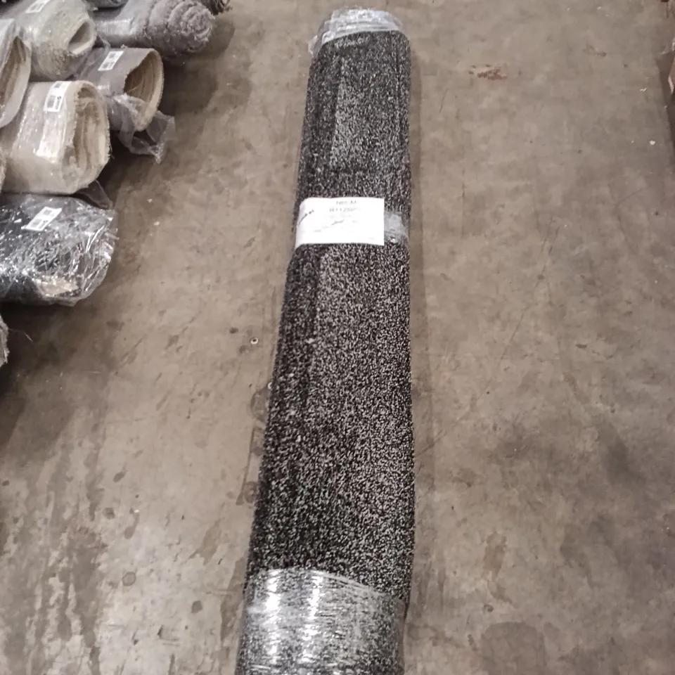 ROLL OF ALASKA GRANITE BLACK APPROX SIZE: 1.65M X 4M