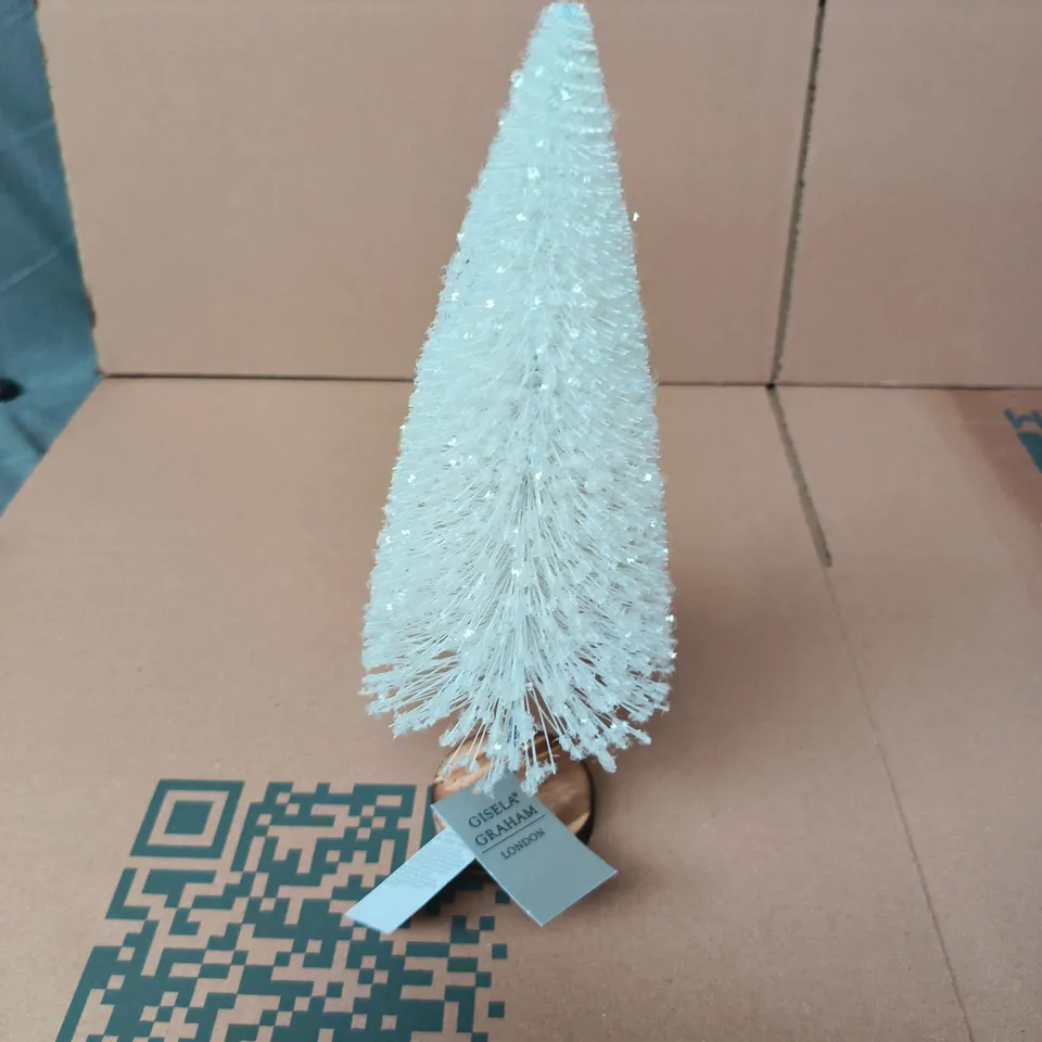 APPROXIMATELY 6 GISELA GRAHAM LONDON WHITE BOTTLE BRUSH CHRISTMAS TREES