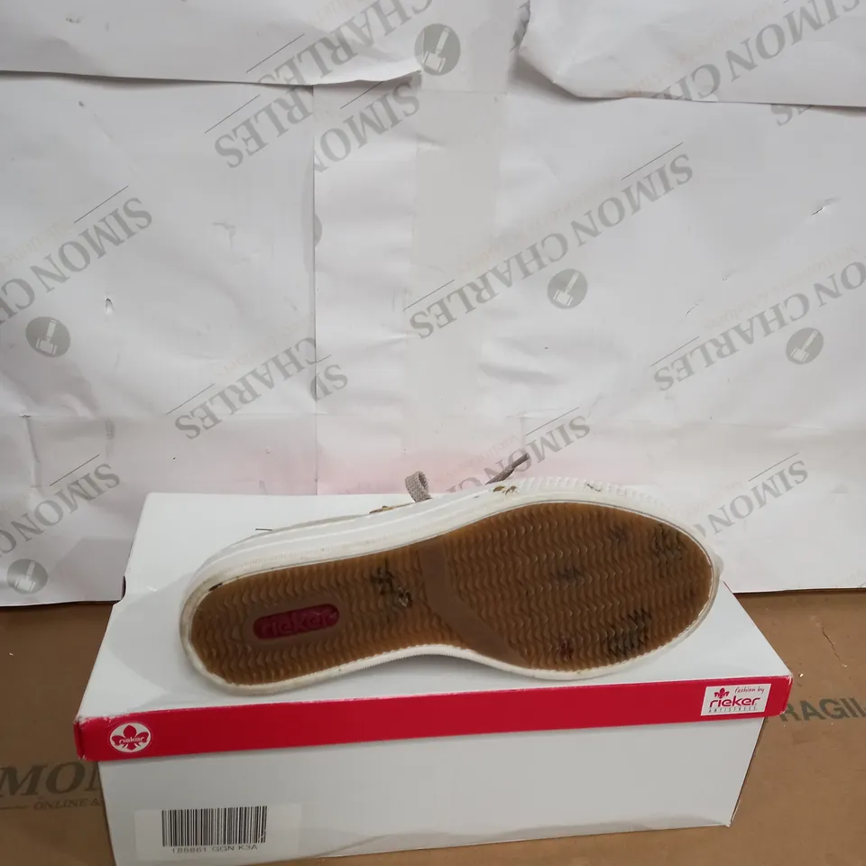 RIEKER GOLD METALLIC TRAINER SIZE UNSPECIFIED 