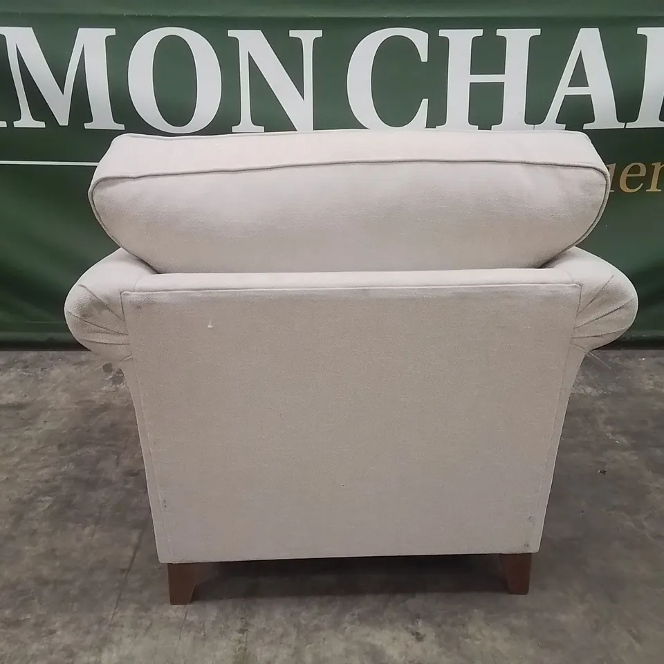 QUALITY DESIGNER EX SHOWROOM FABRIC UPHOLSTERED ARMCHAIR - NATURAL 