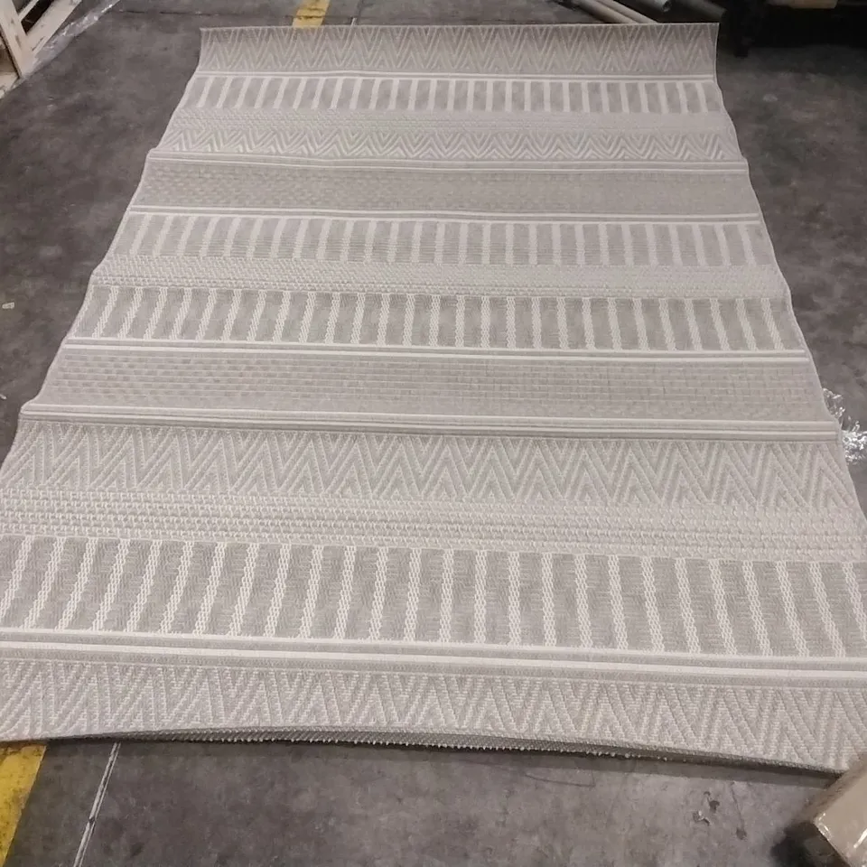 HARLEY FLATWEAVE BEIGE RUG APPROXIMATELY 220X160CM