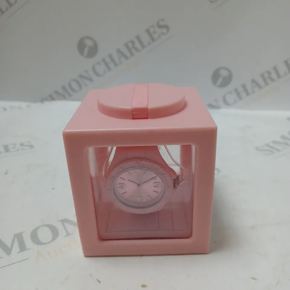 ICE WATCH PINKBOXED 