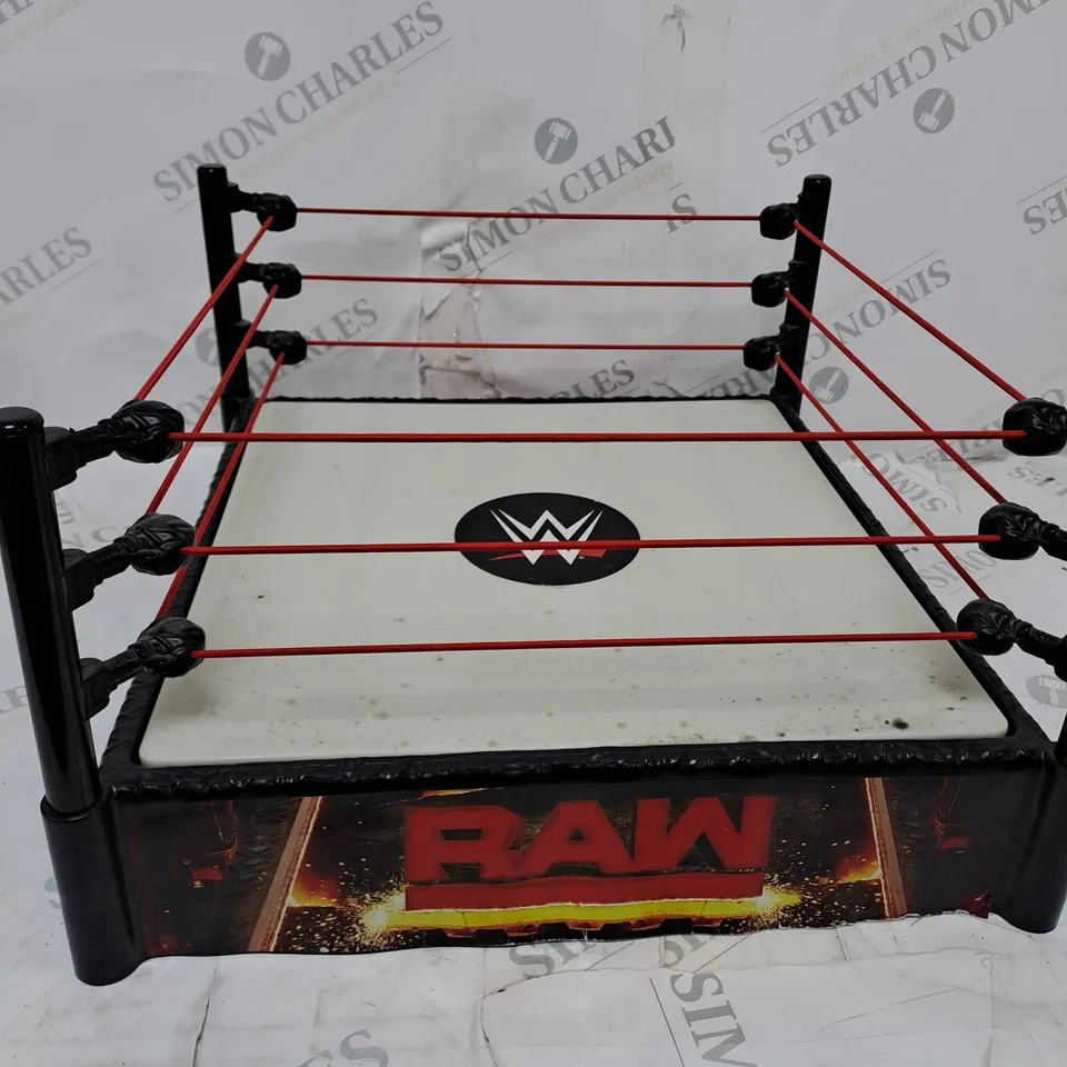 WWE RAW FIGURES AND RING SET 