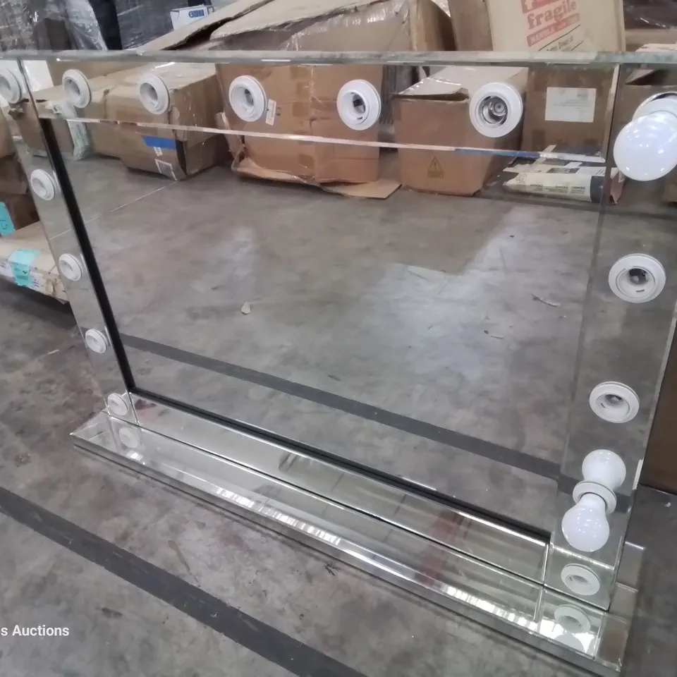 LARGE FRAMELESS MAKE UP MIRROR WITH LIGHTING