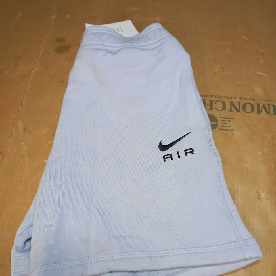 KIDS NIKE LOGO FLEECED SHORTS SIZE L