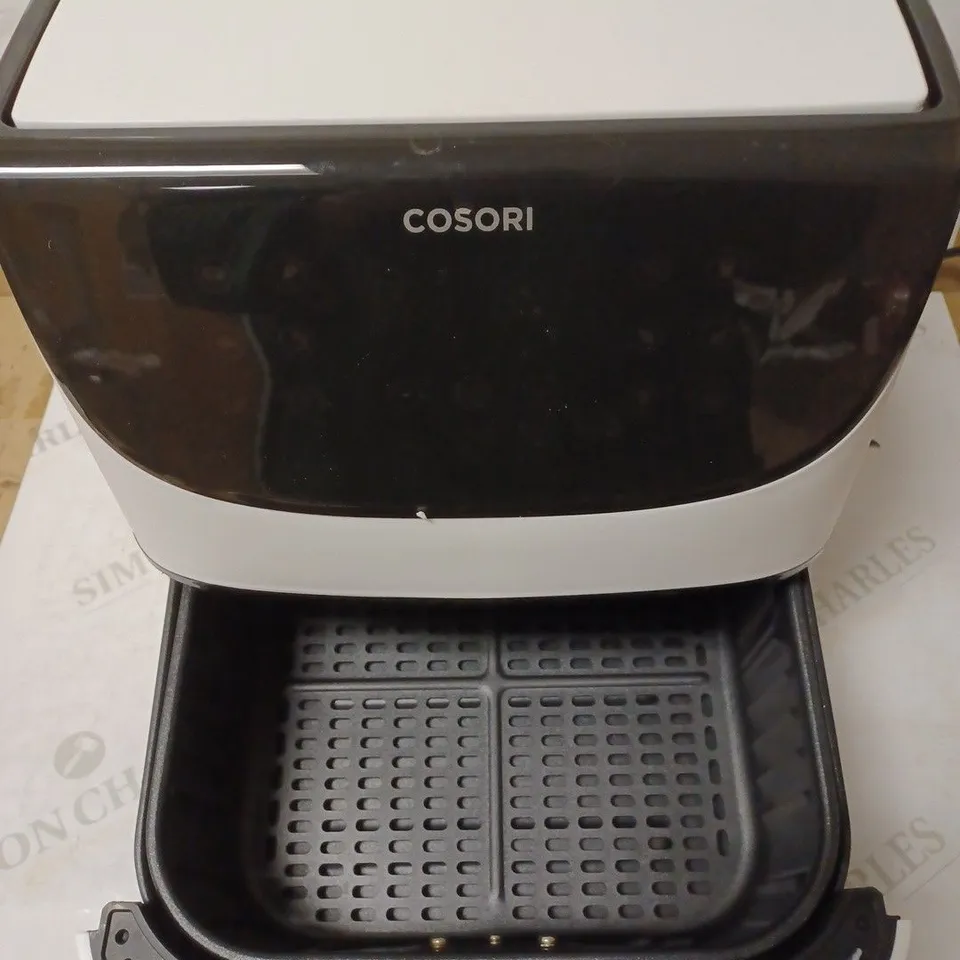 COSORI AIR FRYER 1700W MAX XXL 5.5L DIGITAL TOUCHSCREEN - WHITE