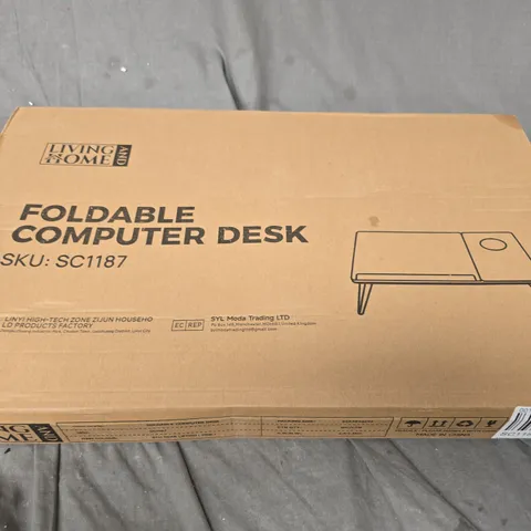 LIVING & HOME FOLDABLE COMPUTER DESK IN PINK 