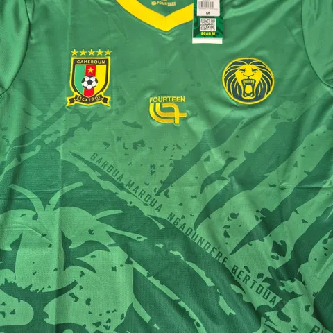FOURTEEN CAMEROON-STYLE GREEN FOOTBALL JERSEY – SIZE UK MEDIUM (M) – LIONS CREST