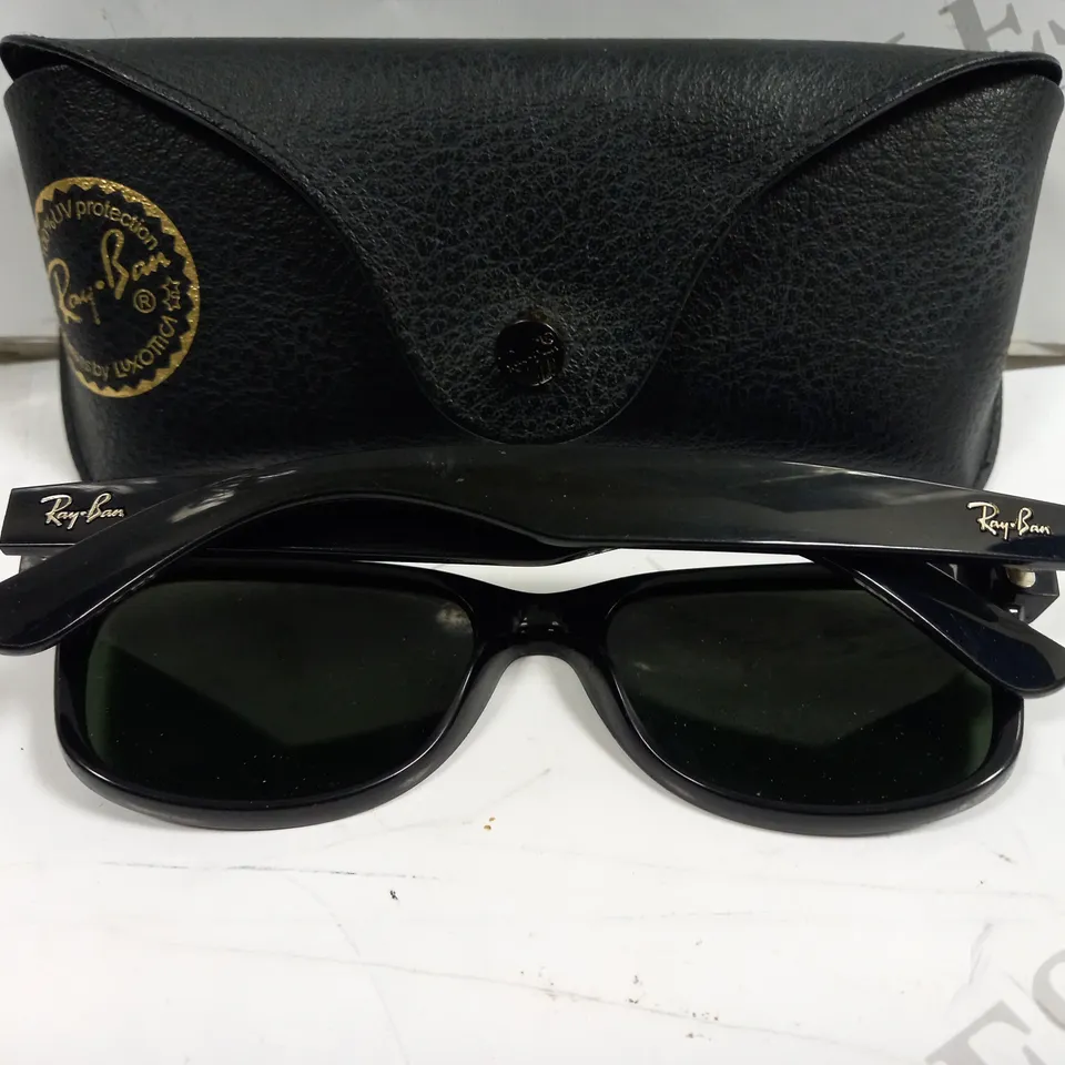 RAY-BAN RB2132 NEW WAYFARER BLACK SUNGLASSES 