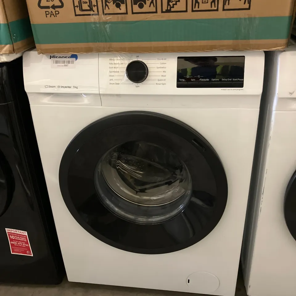 HISENSE FREESTANDING 9 KG WASHING MACHINE - UNPROCESSED RAW RETURN