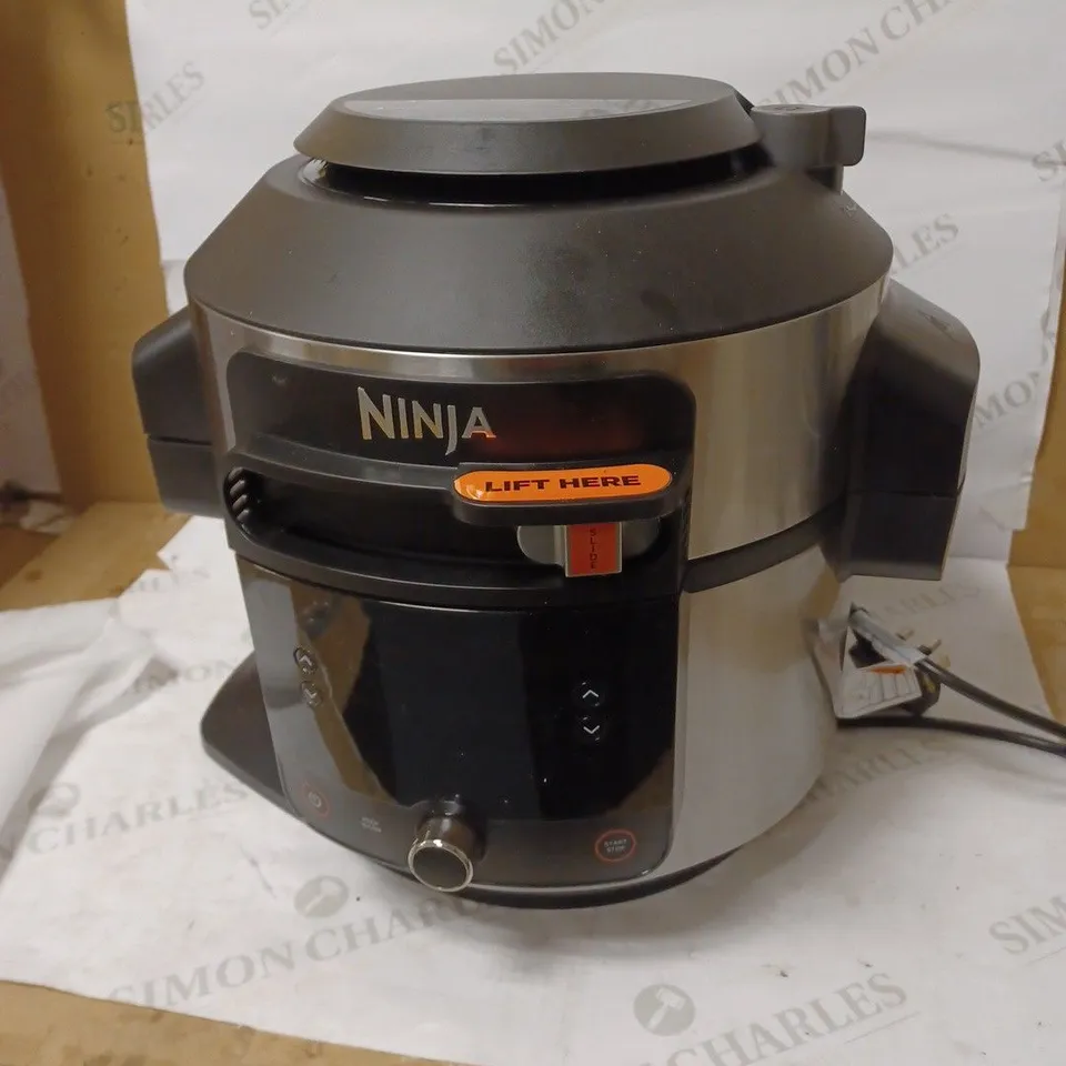 NINJA FOODI SMARTLID MULTI-COOKER