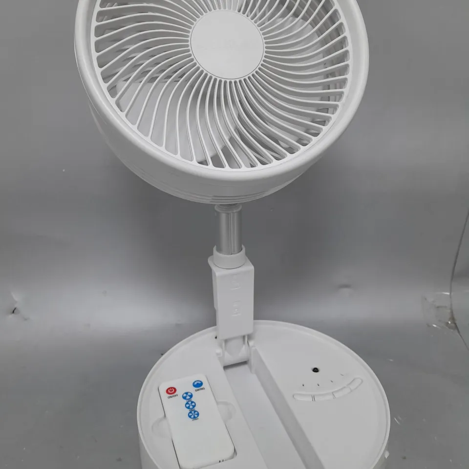 BOXED BELL & HOWELL OSCILLATING FOLDING RECHARGEABLE FAN, WHITE