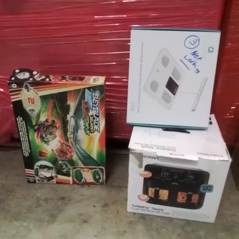 PALLET OF ASSORTED HOUSEHOLD GOODS AND PRODUCTS TO INCLUDE;KIDS GAME,AIR FRYER,SCALES