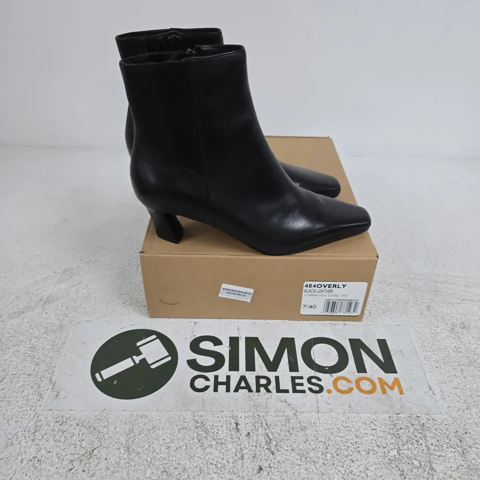 BOXED PAIR OF DUNE LONDON COMMA HEEL CHISEL TOE IN BLACK - SIZE 7