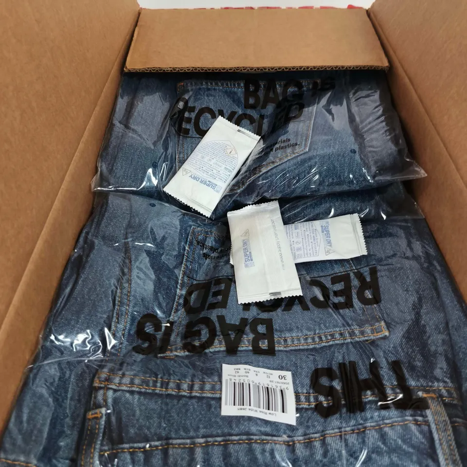 BOX OF 10 LOW RISE WIDE JEANS SIZE 12 BONDI BLUE