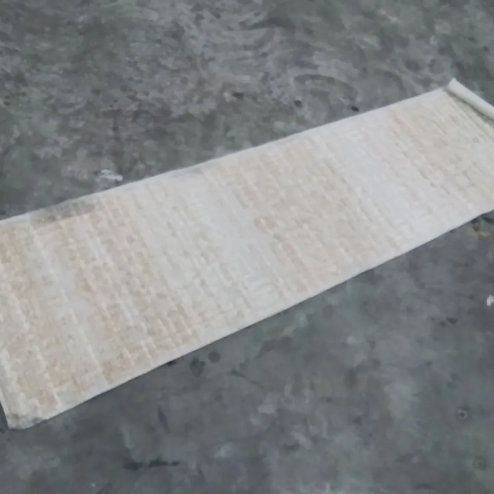QUALITY DESIGNER AREA RUG - APPROXIMATELY 220X60CM