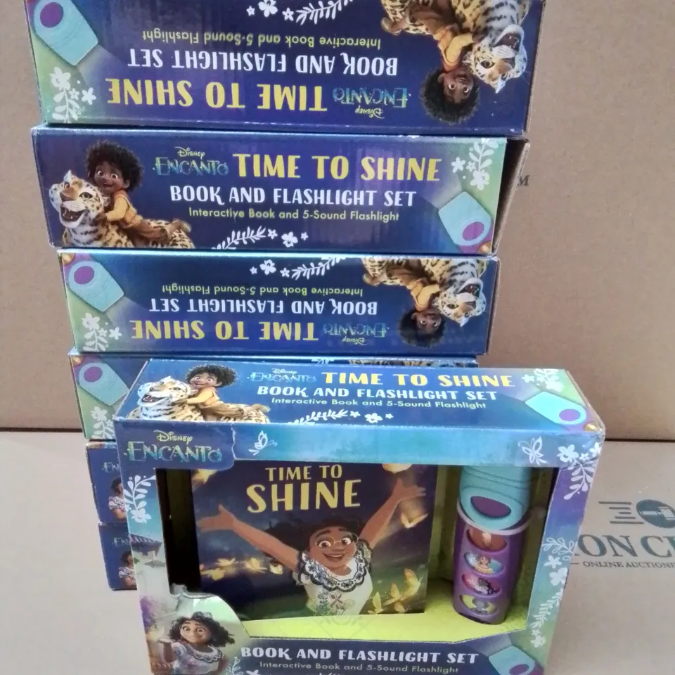 LOT OF 7 BRAND NEW DISNEY ENCANTO BOOK AND FLASHLIGHT SETS
