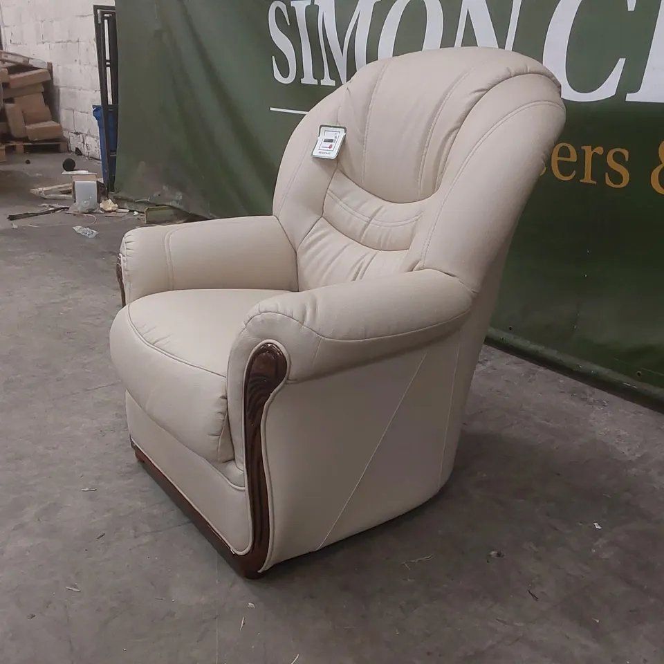 QUALITY DESIGNER ITALIAN MADE LEATHER ARM CHAIR