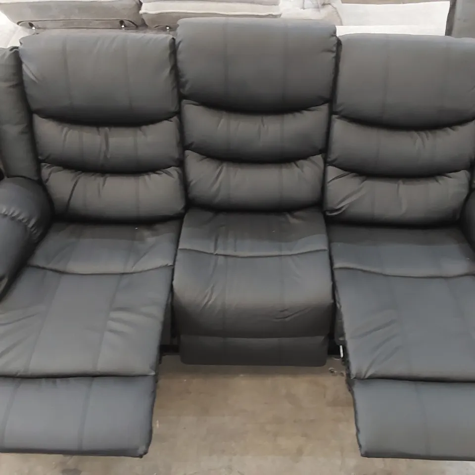 QUALITY DESIGNER FAUX LEATHER MANUAL RECLINING SOFA