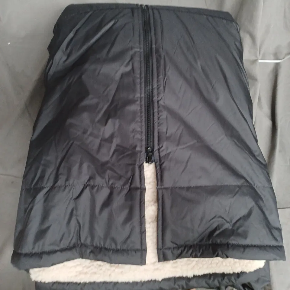 PASSENGER - ESCAPISM SHERPA LINED CLOTHING BLACK CHANGING ROBE - PADDED, ZIP FRONT, ONE SIZE