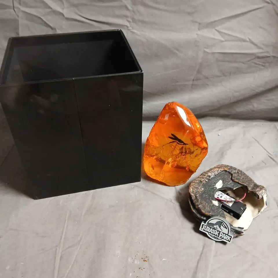 JURASSIC PARK AMBER LIGHT