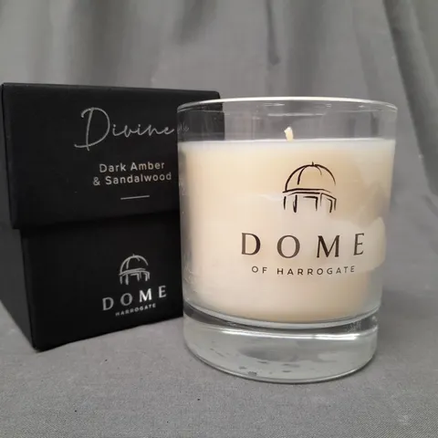 BOXED DOME DIVINE DARK AMBER & SANDALWOOD SCENTED CANDLE