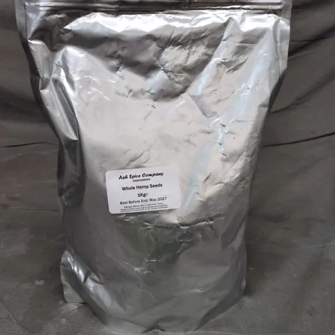 Ash Spice Company Whole Hemp Seeds – 1kg