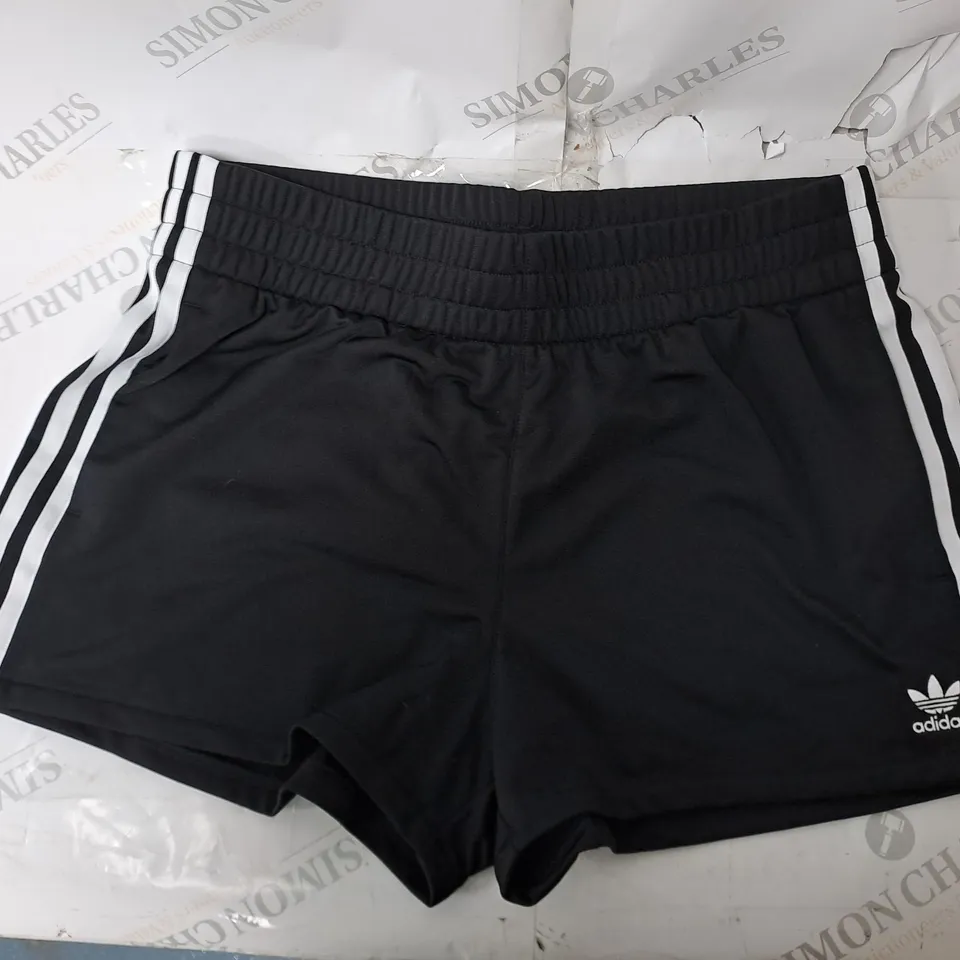 ADIDAS WOMENS 3 STRIPE SHORTS IB7426 SIZE IN BLACK SIZE L  