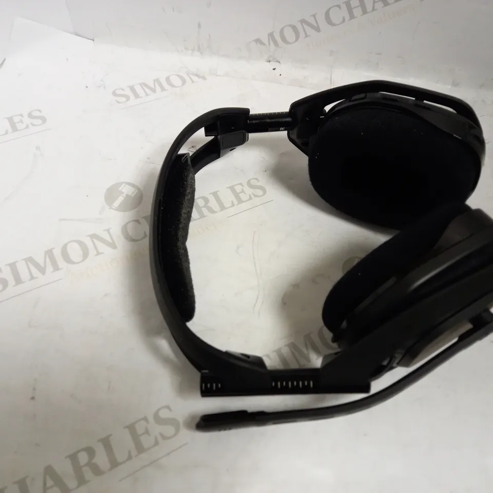 ASTRO GAMING A50 WIRELESS GAMING HEADSET