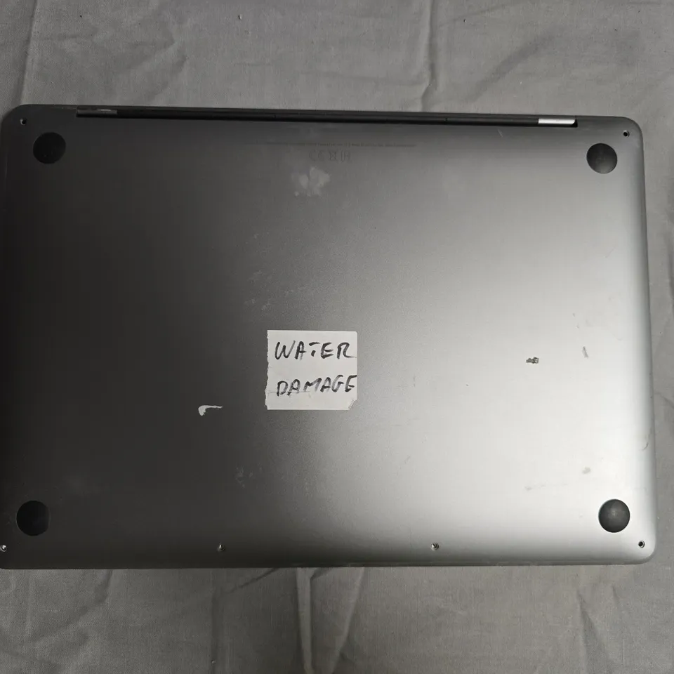 APPLE MACBOOK PRO 13-INCH (A2338) – SILVER (WATER DAMAGE)