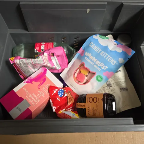 APPROXIMATELY 10 ASSORTED FOOD AND DRINK ITEMS