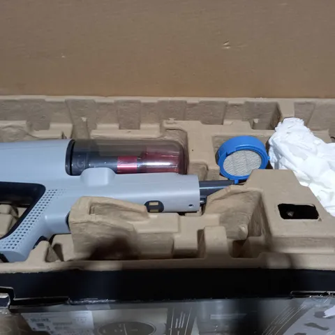 AEG ANIMAL 8000 CORDLESS CLEANER 