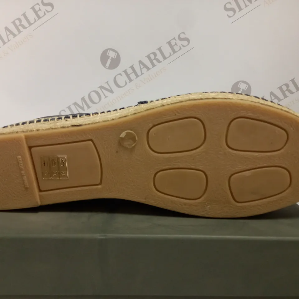 BOXED HOBBS ALICIA ESPADRILLE IN NAVY - SIZE 8