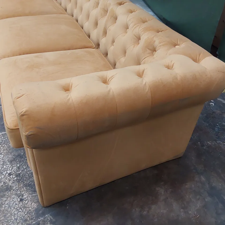 DESIGNER THREE SEATER CHESTERFIELD SOFA GOLD PLUSH FABRIC 