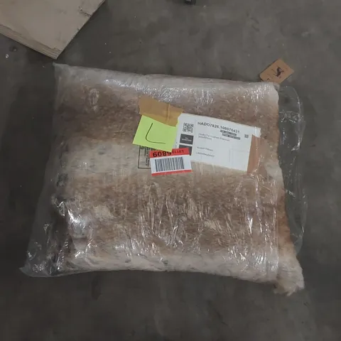 FAUX HUSKY FUR CUSHION PREMIUM 500X500MM