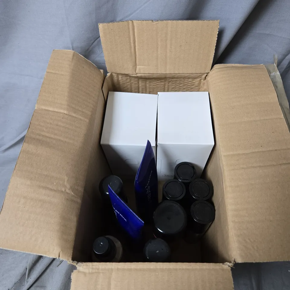 BOX OF APPROXIMATELY 12 ASSORTED MATRIX HAIR CARE PRODUCTS INCLUDING TOTAL RESULTS BRASS OFF BLONDE THREESOME/SO LONG DAMAGE/HELLO BLONDIE ILLUMINATOR